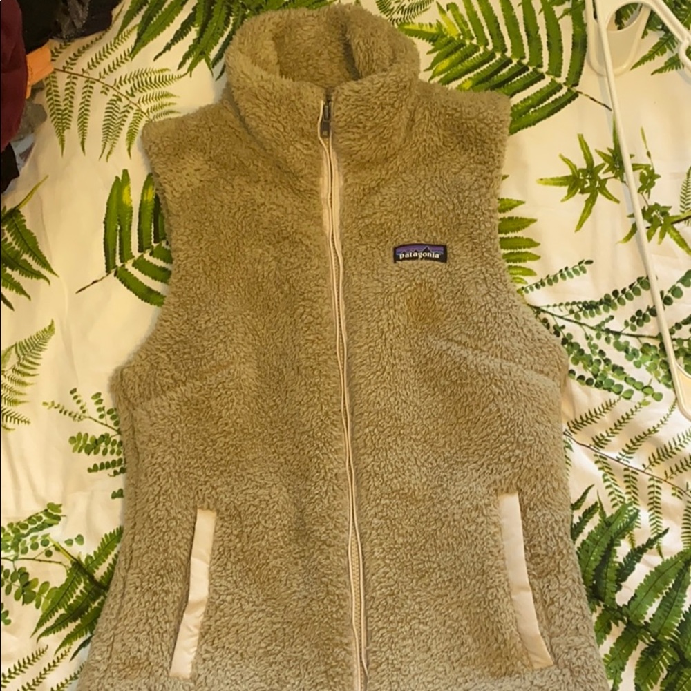 Patagonia fleece vest size Small
